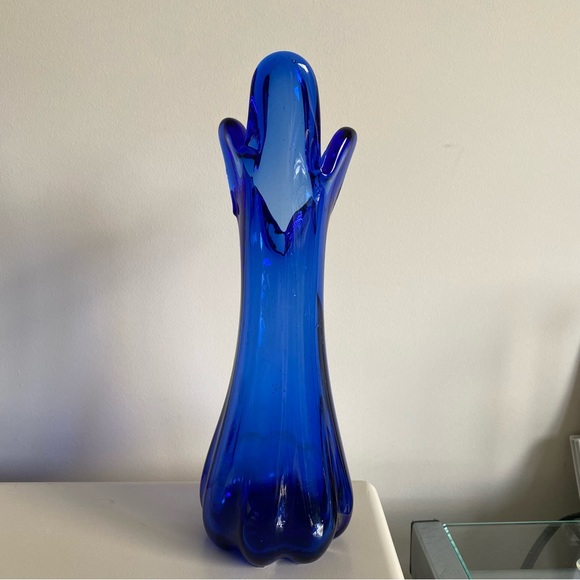 MCM swung vase - Picture 3 of 8